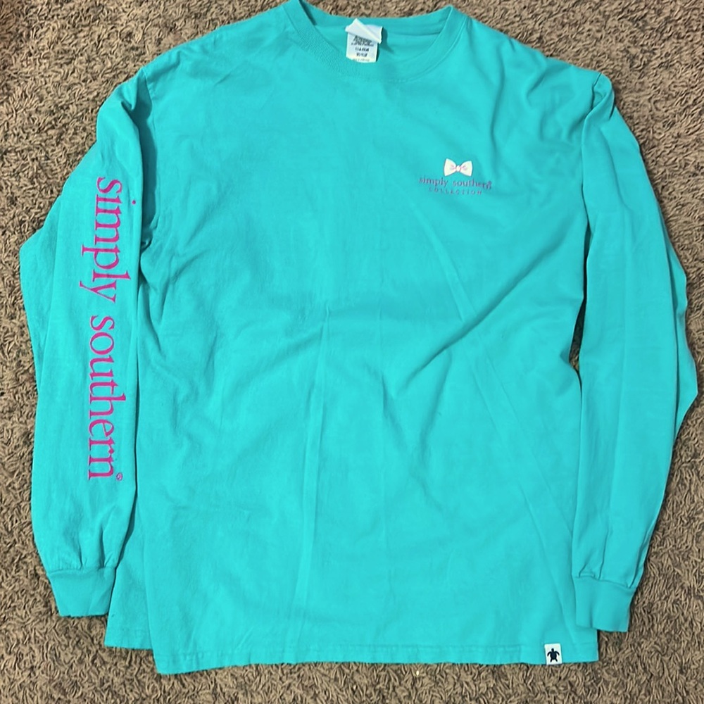 Women’s size L Simply Southern Long Sleeve shirt